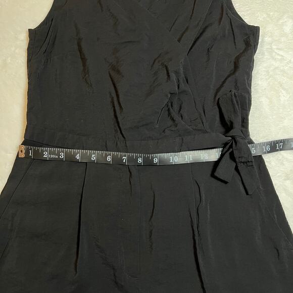 Ann Taylor LOFT Sleeveless V-Neck Surplice Romper Size 4 Neutral Minimalist - Picture 12 of 14